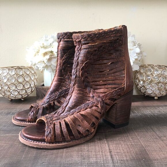 Freebird Bella Ankle Boots - Picture 1 of 10